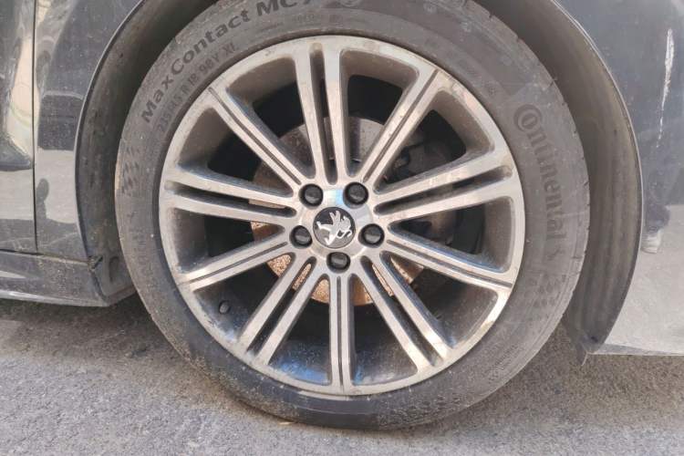 Used Peugeot RCZ 2011 1.6T Luxury Sport Model Right Front Wheel Hub