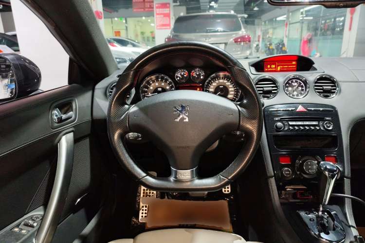 Used Peugeot RCZ 2011 1.6T Luxury Elegant Model Steering Wheel