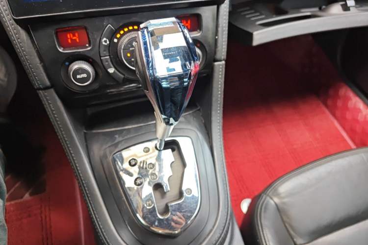 Used Peugeot RCZ 2011 1.6T Luxury Elegant Model Gear Lever