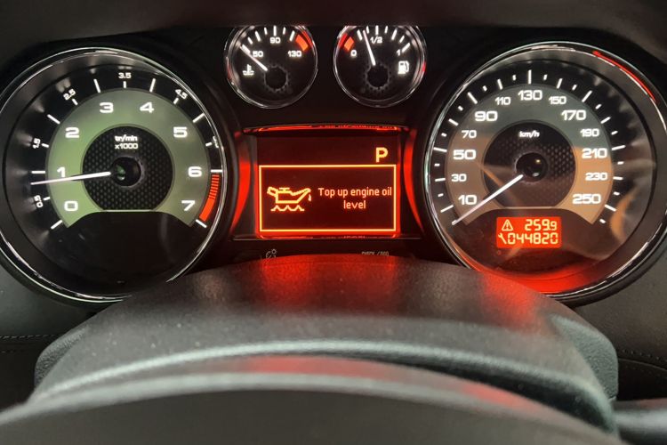 Used Peugeot RCZ 2011 1.6T Luxury Sport Model Odometer Close Up