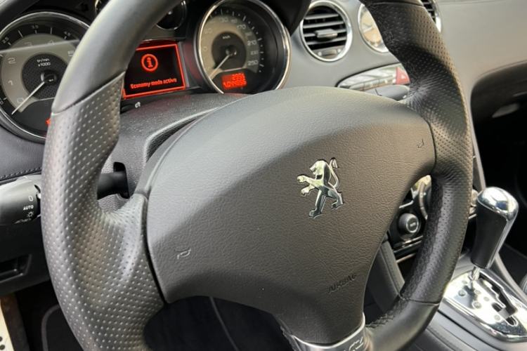 Used Peugeot RCZ 2011 1.6T Luxury Sport Model Steering Wheel
