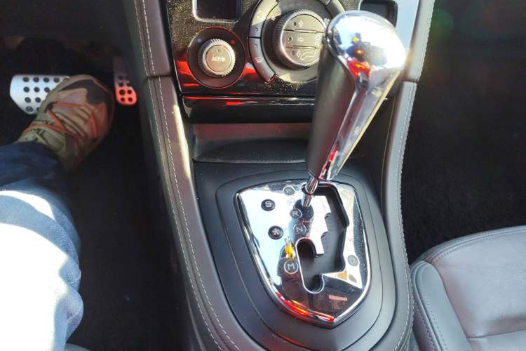 Used Peugeot RCZ 2011 1.6T Fashion Edition Gear Lever