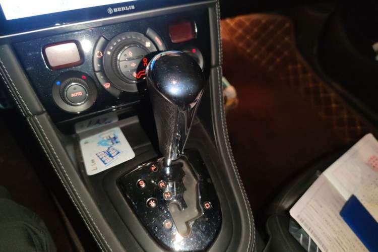 Used Peugeot RCZ 2011 1.6T Fashion Edition Gear Lever