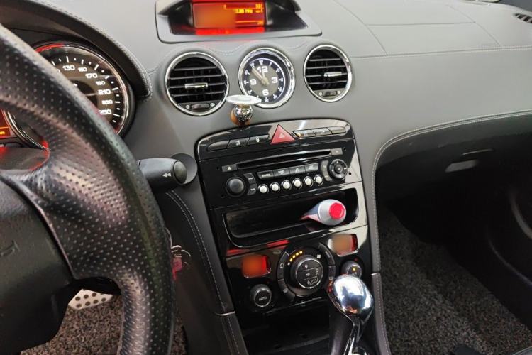 Used Peugeot RCZ 2014 1.6T Fashion Edition Audio And AC Panel