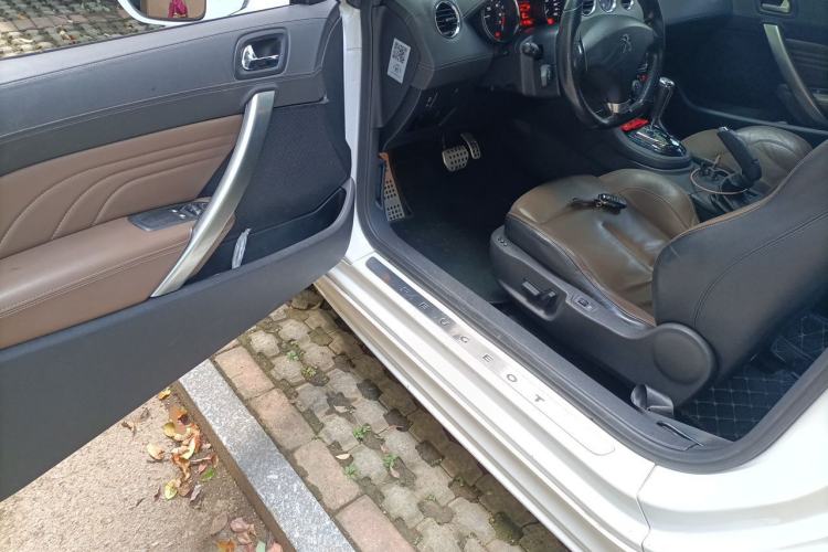 Used Peugeot RCZ 2014 1.6T Fashion Edition Driver Seat