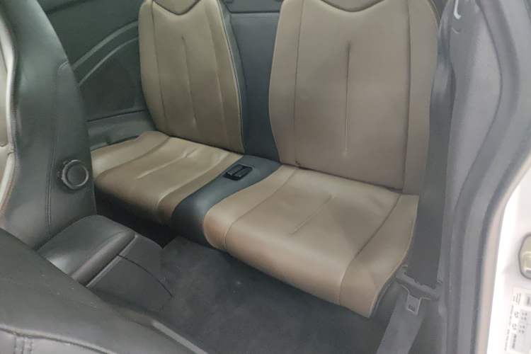 Used Peugeot RCZ 2014 1.6T Luxury Edition in Dark Style Interior 1