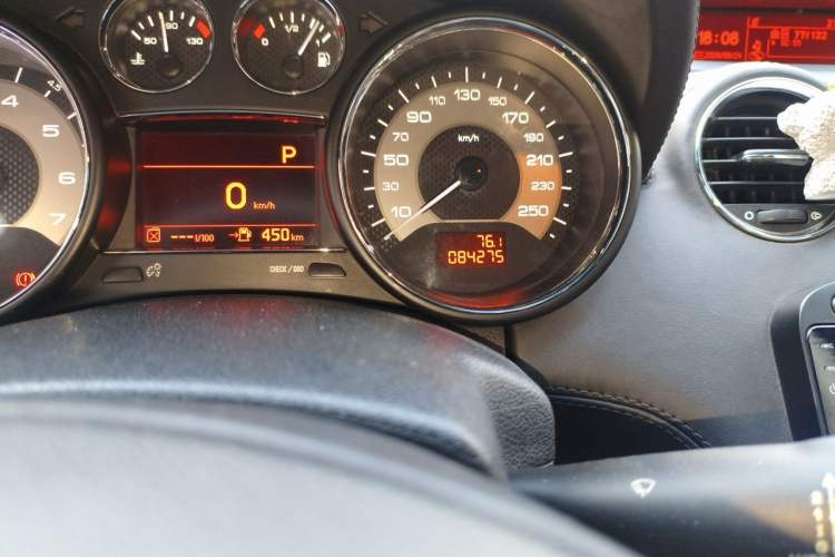 Used Peugeot RCZ 2014 1.6T Luxury Edition in a Light-Colored Style Odometer Close Up