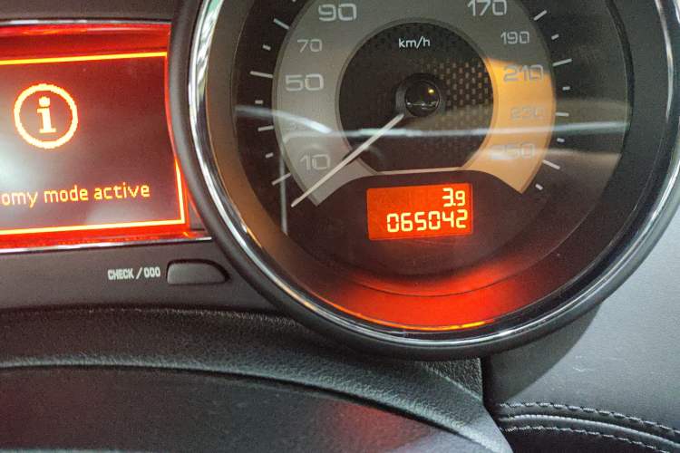 Used Peugeot RCZ 2014 1.6T Luxury Edition in Dark Style Odometer Close Up