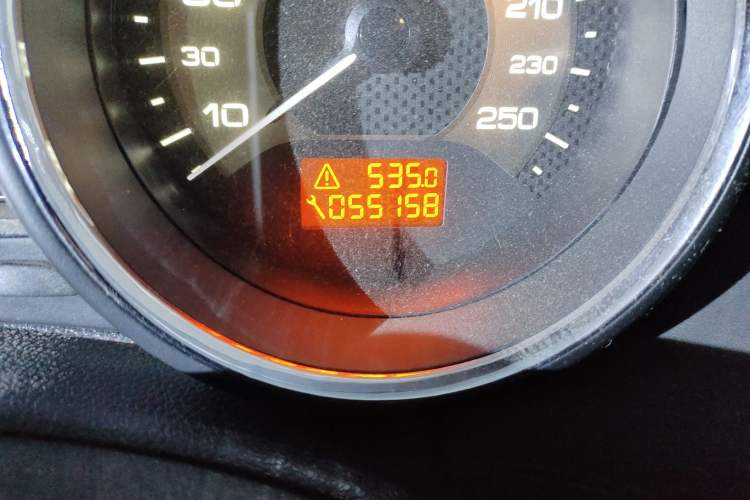 Used Peugeot RCZ 2014 1.6T Luxury Edition in Dark Style Odometer Close Up