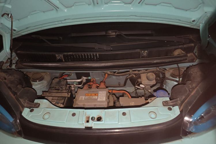 Used Pocco Duoduo 2021 Le Duo Engine Bay