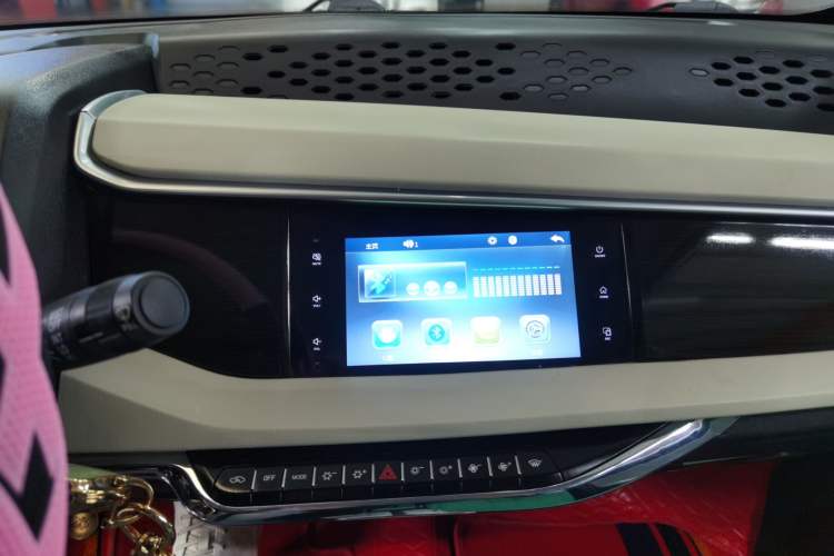 Used Pocco Duoduo 2021 Le Duo Audio And AC Panel