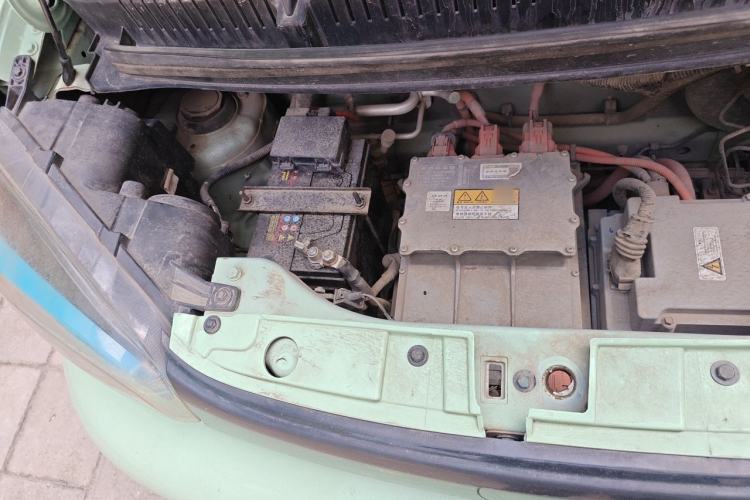 Used Pocco Duoduo 2021 Le Duo Engine Bay Right