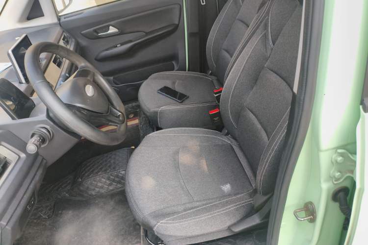 Used Pocco Duoduo 2021 Le Duo Left Front Seat
