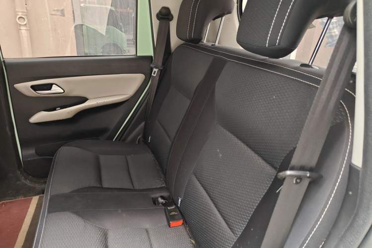 Used Pocco Duoduo 2021 Le Duo Left Rear Seat