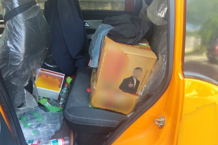 Used Pocco Duoduo 2021 – Beautiful and Popular Left Rear Seat