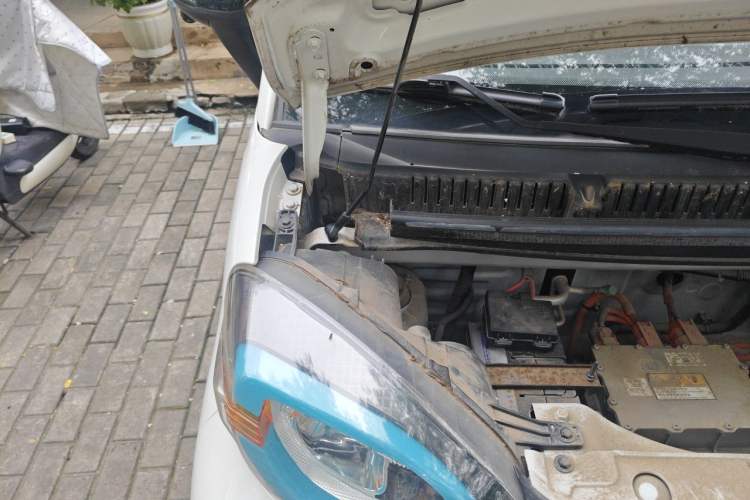 Used Pocco Duoduo 2021 Le Duo Engine Bay Right