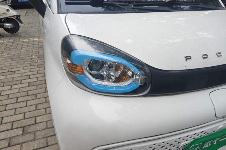 Used Pocco Duoduo 2021 Le Duo Right Front Headlight