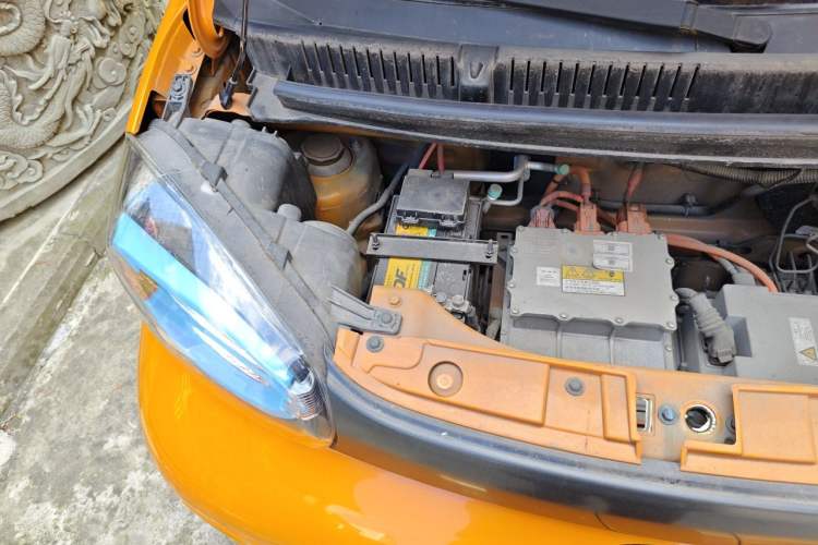 Used Pocco Duoduo 2021 Le Duo Engine Bay Right