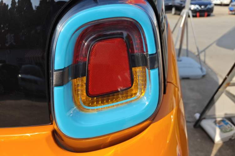 Used Pocco Duoduo 2021 Le Duo Right Rear Taillight