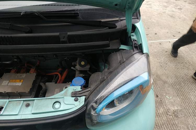 Used Pocco Duoduo 2022 Kuduo Model Engine Bay Left