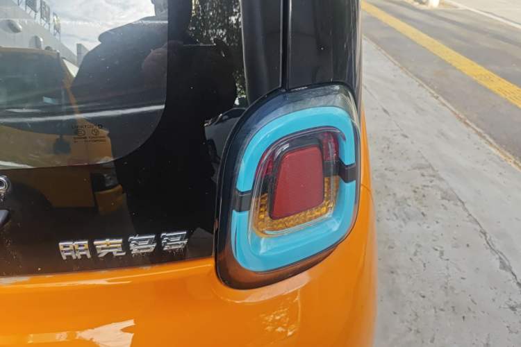 Used Pocco Duoduo 2022 Kuduo 15.5 kWh Right Rear Taillight