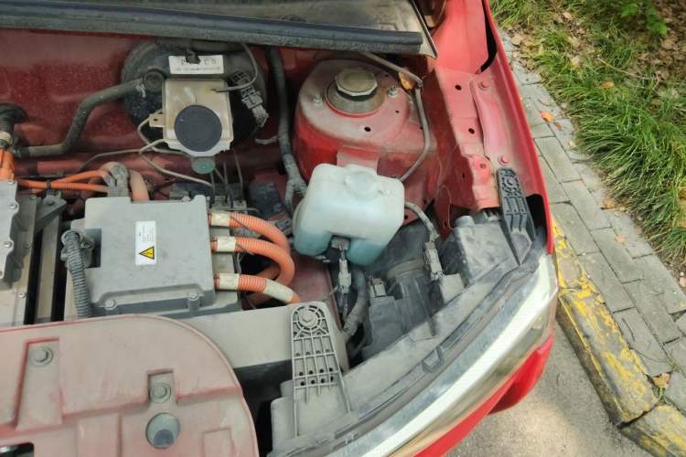 Used Pocco Meimei 2021 Enjoyment Model Engine Bay Left