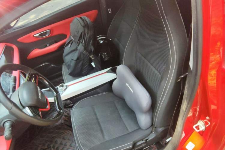 Used Pocco Meimei 2021 Enjoyment Model Left Front Seat