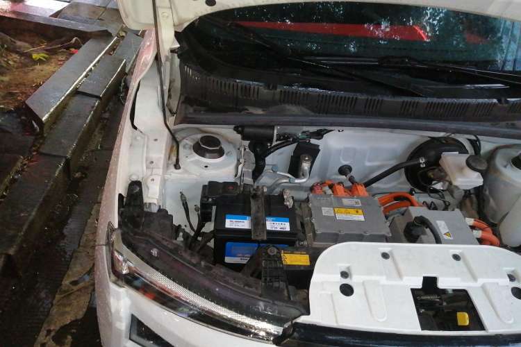 Used Pocco Meimei 2021 Enjoyment Model Engine Bay Right