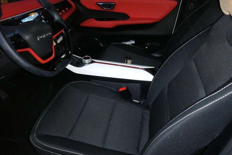 Used Pocco Meimei 2021 Enjoyment Model Left Front Seat