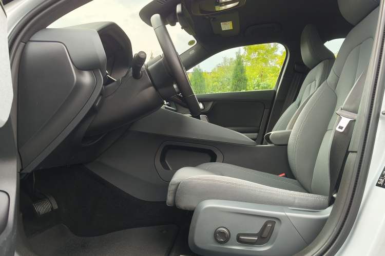 Used Polestar 2 2021 Single Motor Standard Range Interior 1