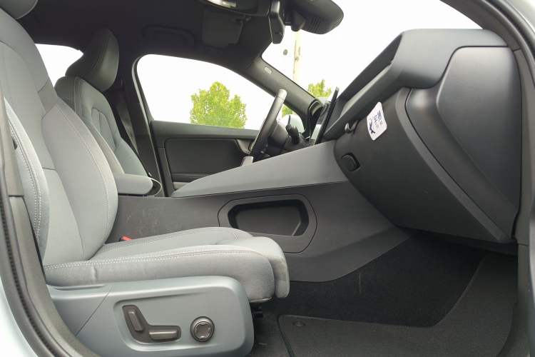 Used Polestar 2 2021 Single Motor Standard Range Right Front Seat