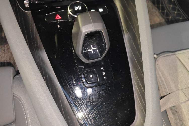 Used Polestar 2 2020 First Edition Gear Lever