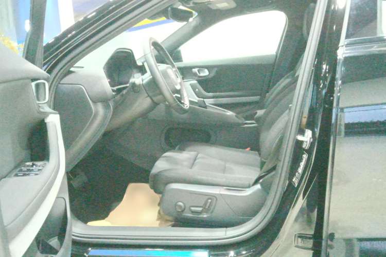 Used Polestar 2 2020 First Edition Left Front Seat