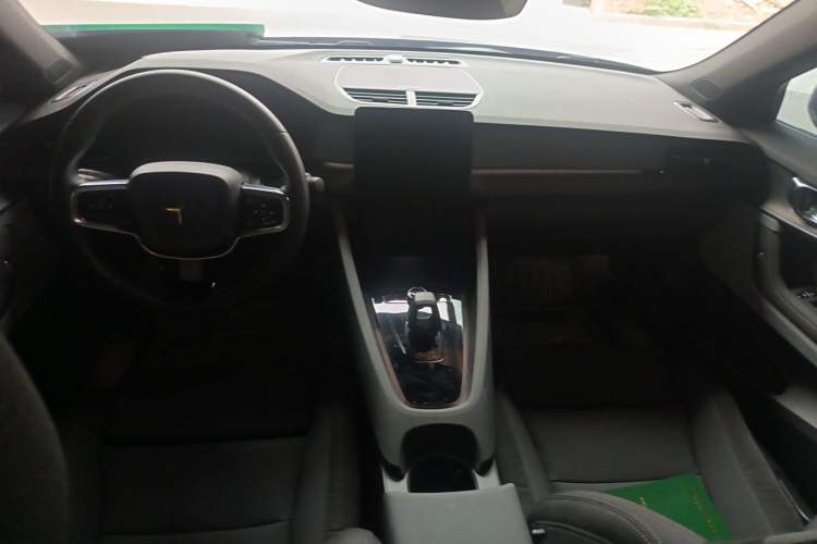 Used Polestar 2 2020 First Edition Interior 2