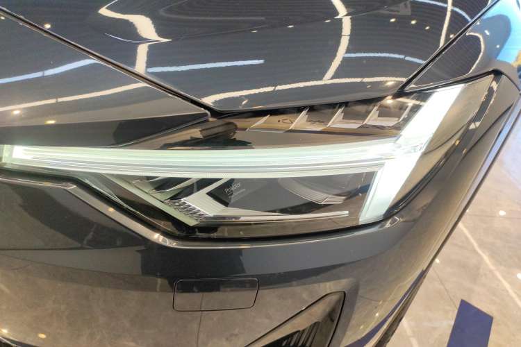 Used Polestar 2 2020 First Edition Left Front Headlight
