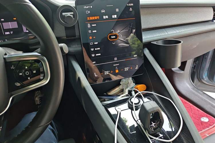 Used Polestar 2 2020 First Edition Audio And AC Panel