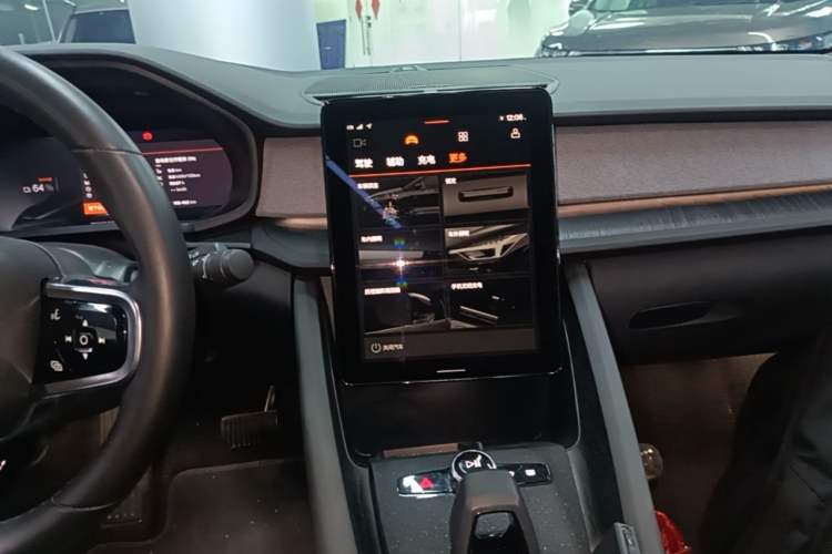 Used Polestar 2 2020 First Edition Audio And AC Panel