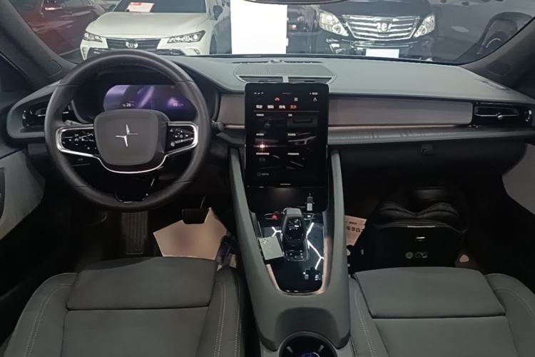 Used Polestar 2 2020 First Edition Center Console