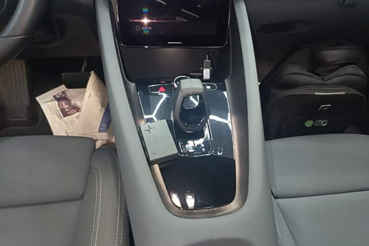 Used Polestar 2 2020 First Edition Gear Lever