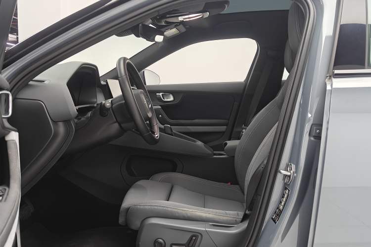Used Polestar 2 2020 First Edition Interior 3