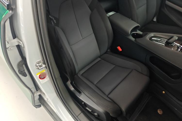 Used Polestar 2 2020 First Edition Right Front Seat