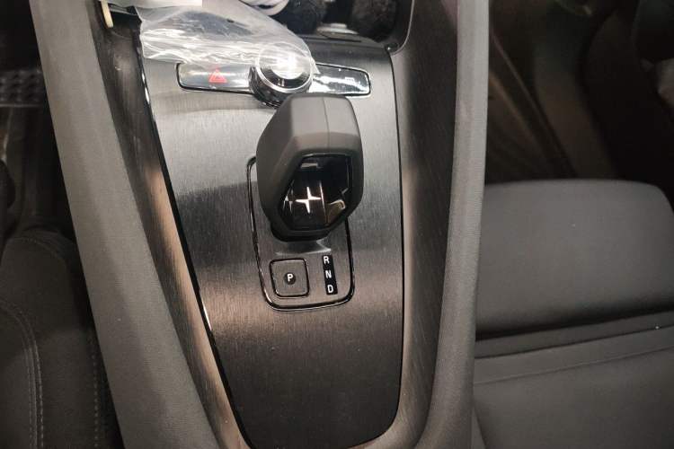 Used Polestar 2 2020 First Edition Gear Lever