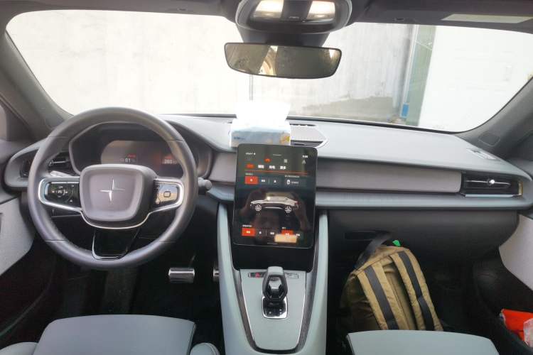 Used Polestar 2 2020 First Edition Center Console