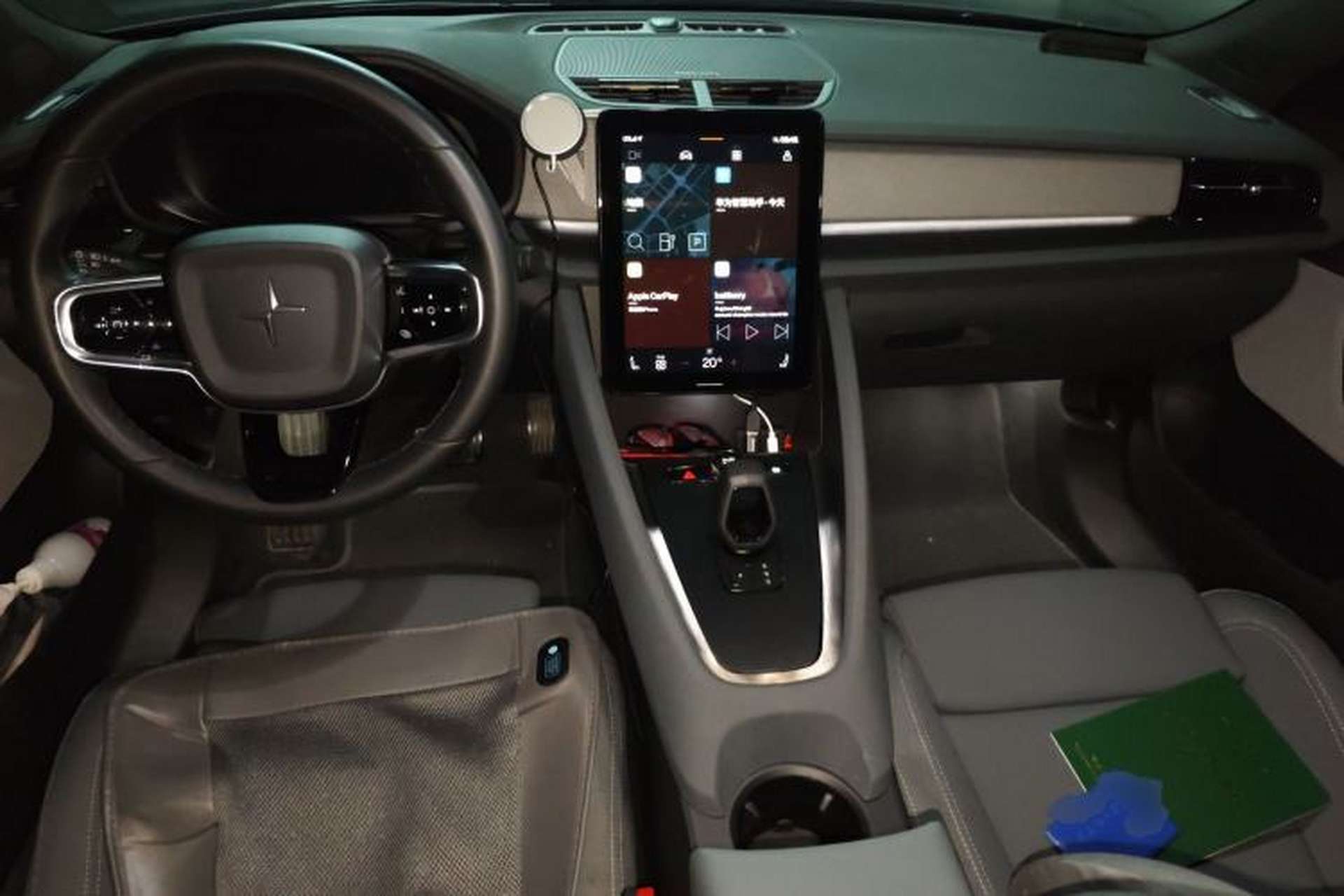 Used Polestar 2 2020 First Edition Center Console