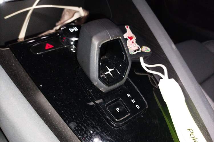 Used Polestar 2 2020 First Edition Gear Lever