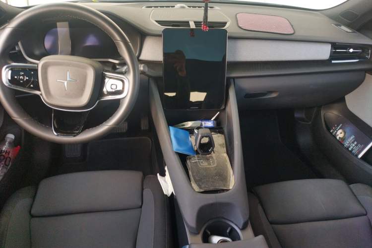 Used Polestar 2 2020 First Edition Interior 2