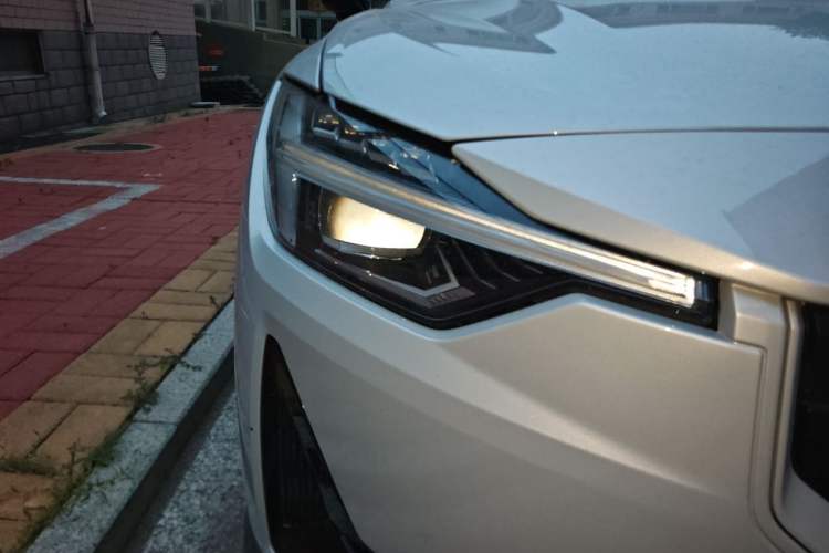 Used Polestar 2 2020 First Edition Right Front Headlight