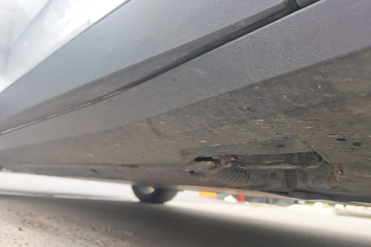 Used Polestar 2 2020 First Edition Right Side Sill
