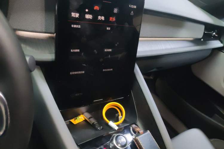 Used Polestar 2 2020 First Edition Audio And AC Panel