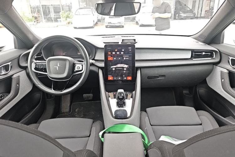 Used Polestar 2 2020 First Edition Center Console